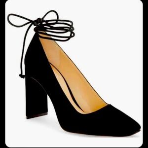 Vince Camuto Damell Heels (size 9.5)